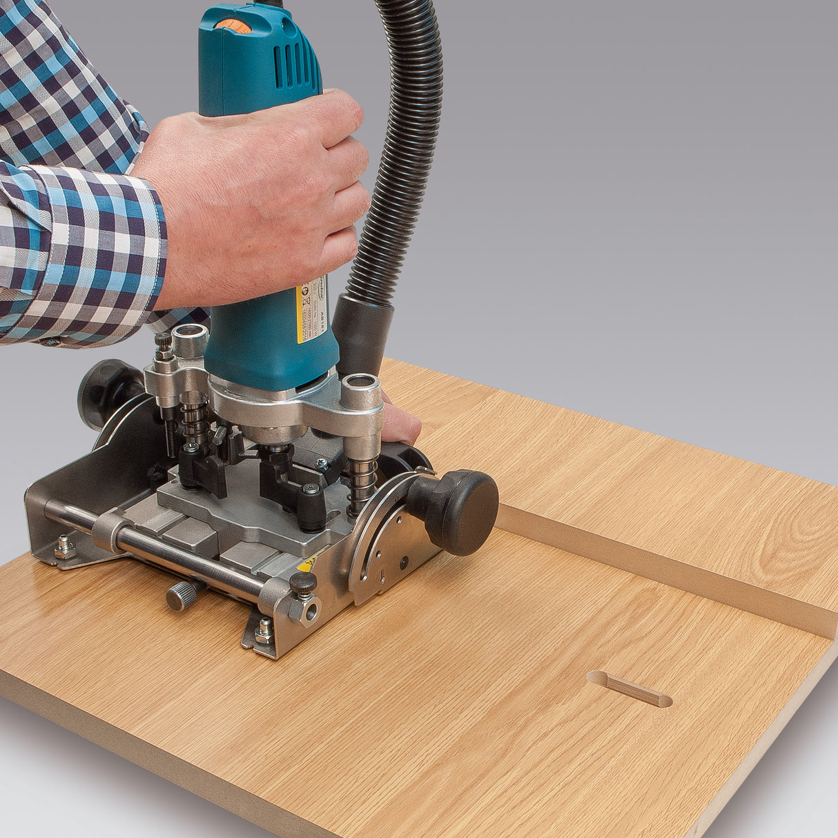 AB181VD TRIMMER FOR CONNECTORS