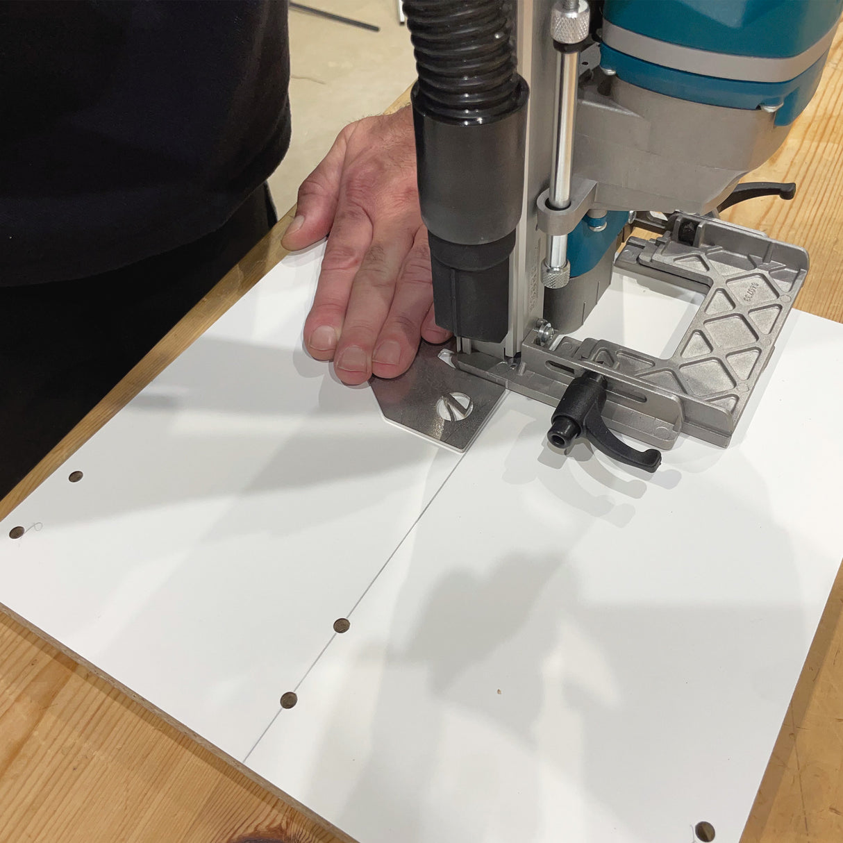 ABB400 CORDLESS DOWEL JOINTER (W+B)