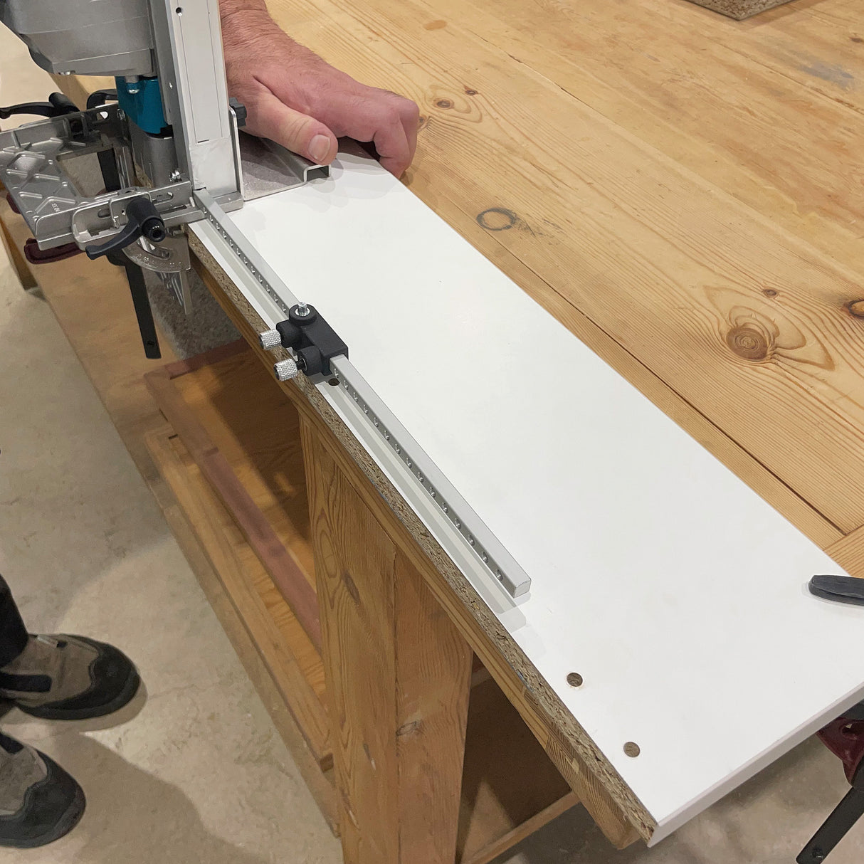 ABB400 CORDLESS DOWEL JOINTER (W+B)