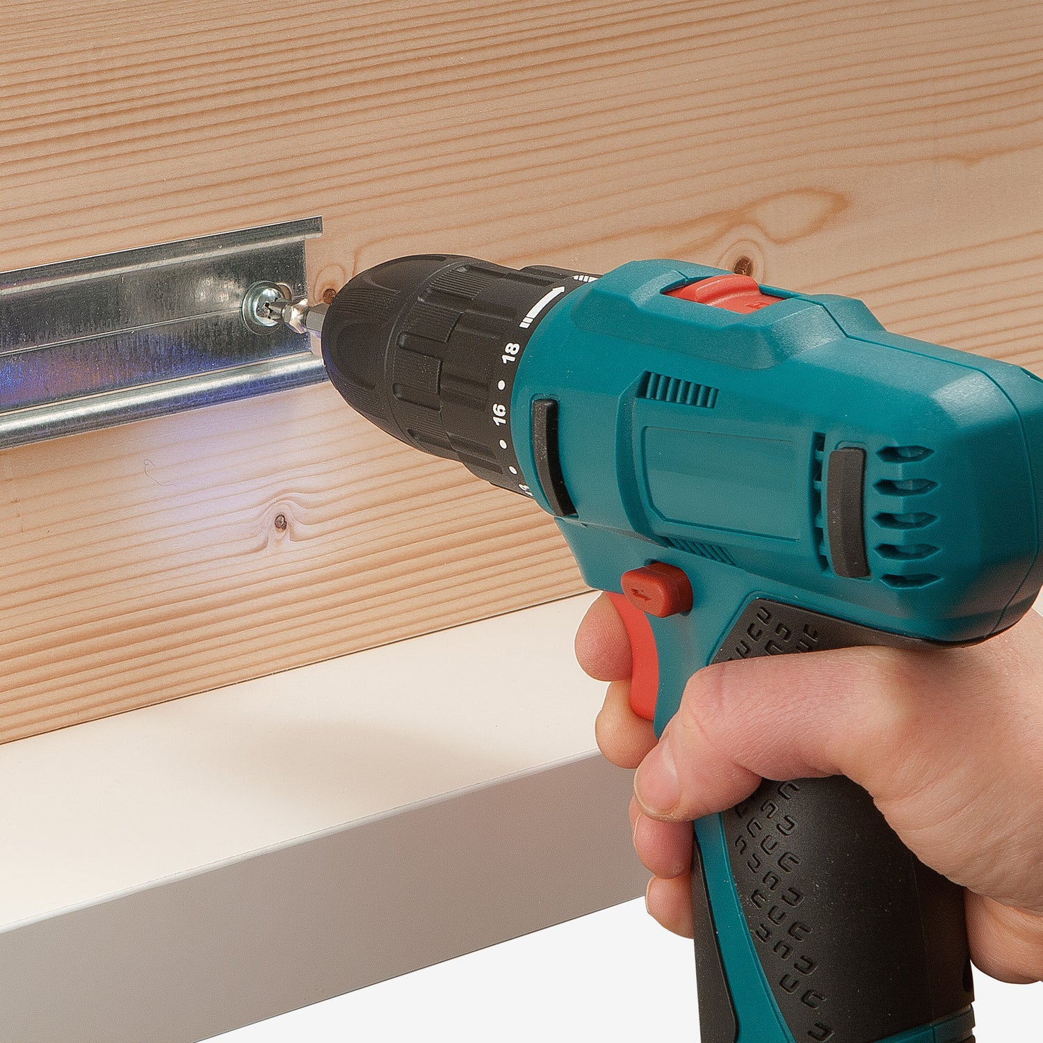 CORDLESS SCREWDRIVER ATB40