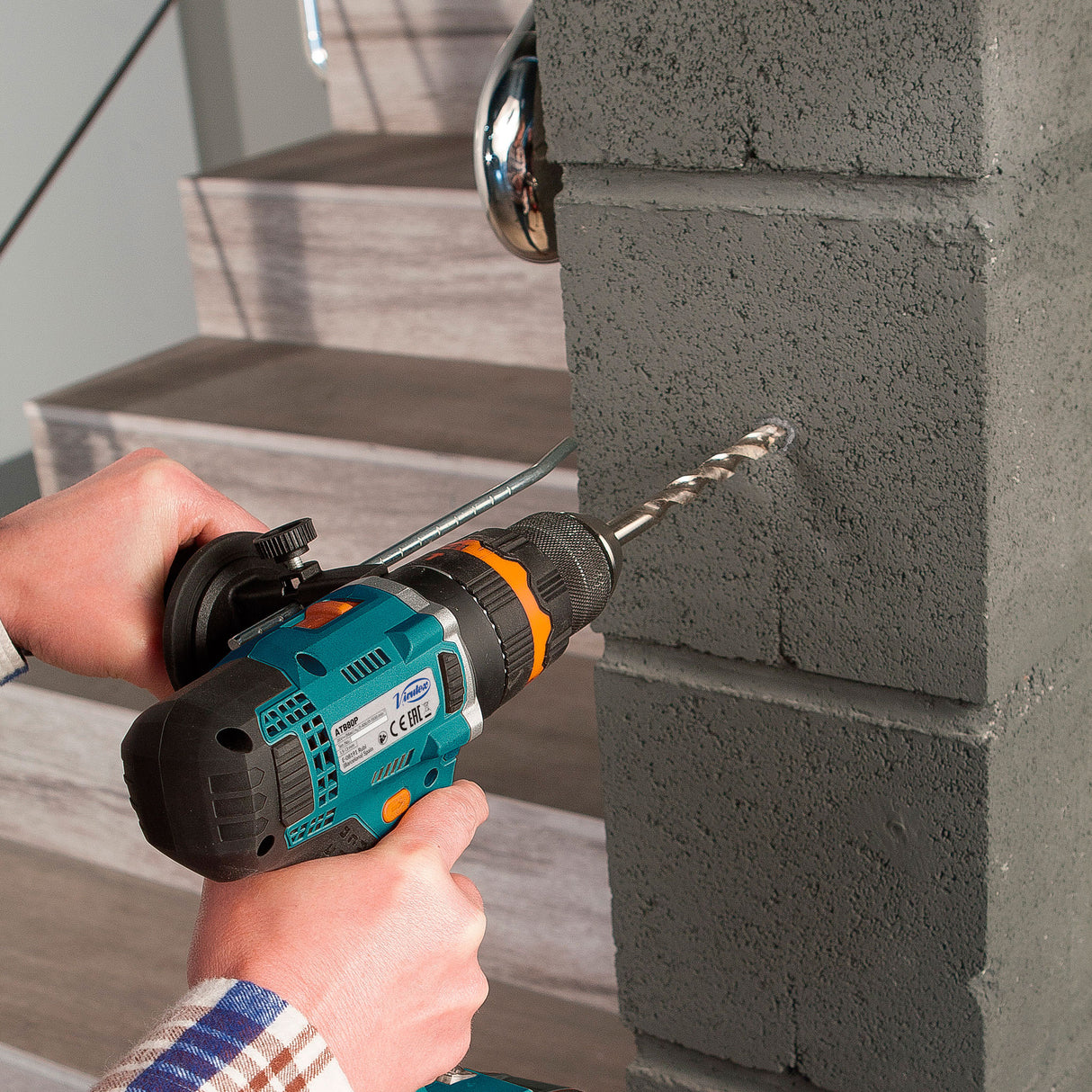 Taladro percutor ATB80P 20 V 4 Ah (con batería)