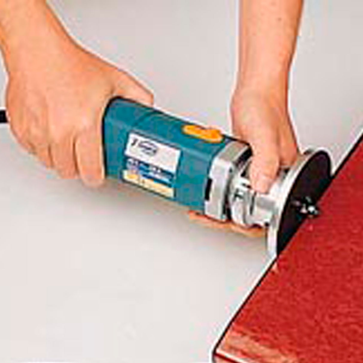 RADIUS TRIMMER FR56E 110V