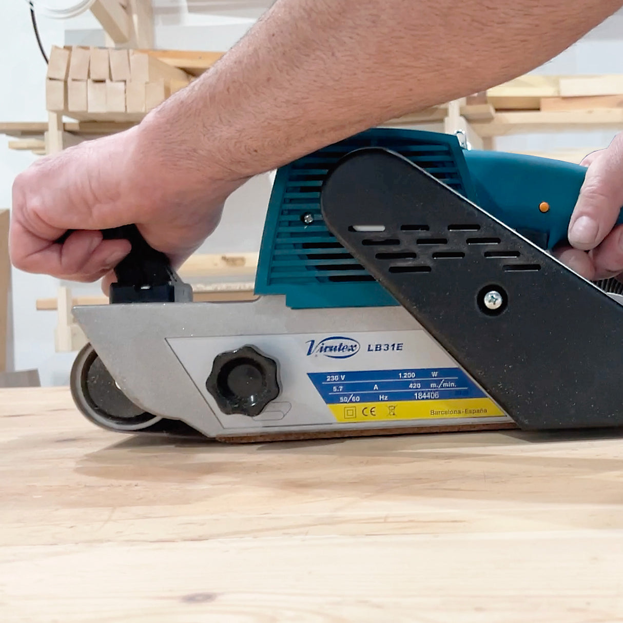 LB31E BELT SANDER 120V