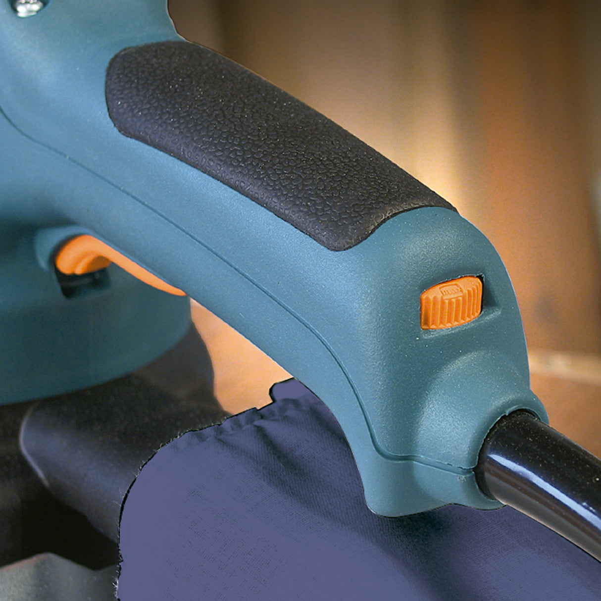 LRE46L ORBITAL SANDER 120V