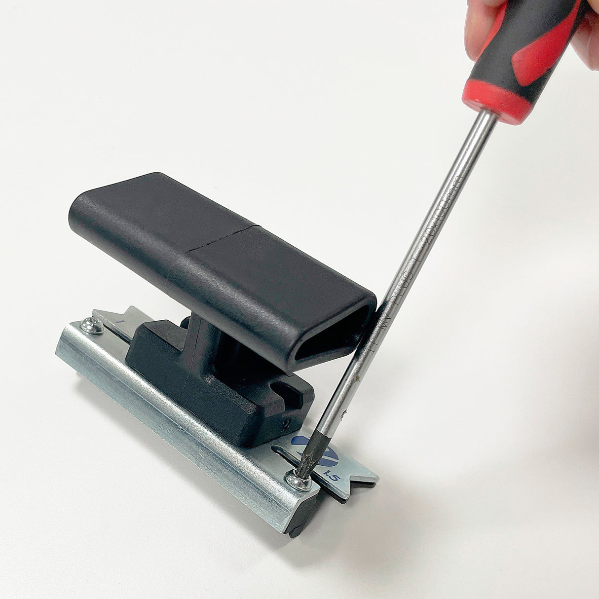 RP28 EDGE TRIMMER/SCRAPPER