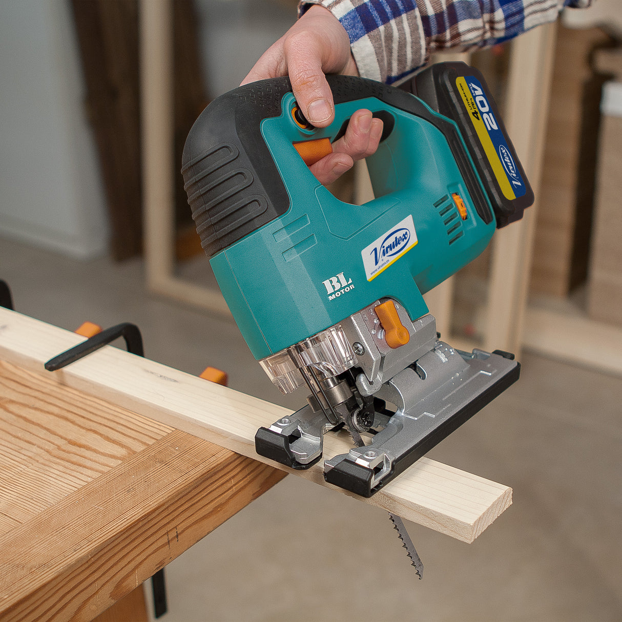 SIERRA DE CALAR INALÁMBRICA SCB324 (SIN BATERÍA)