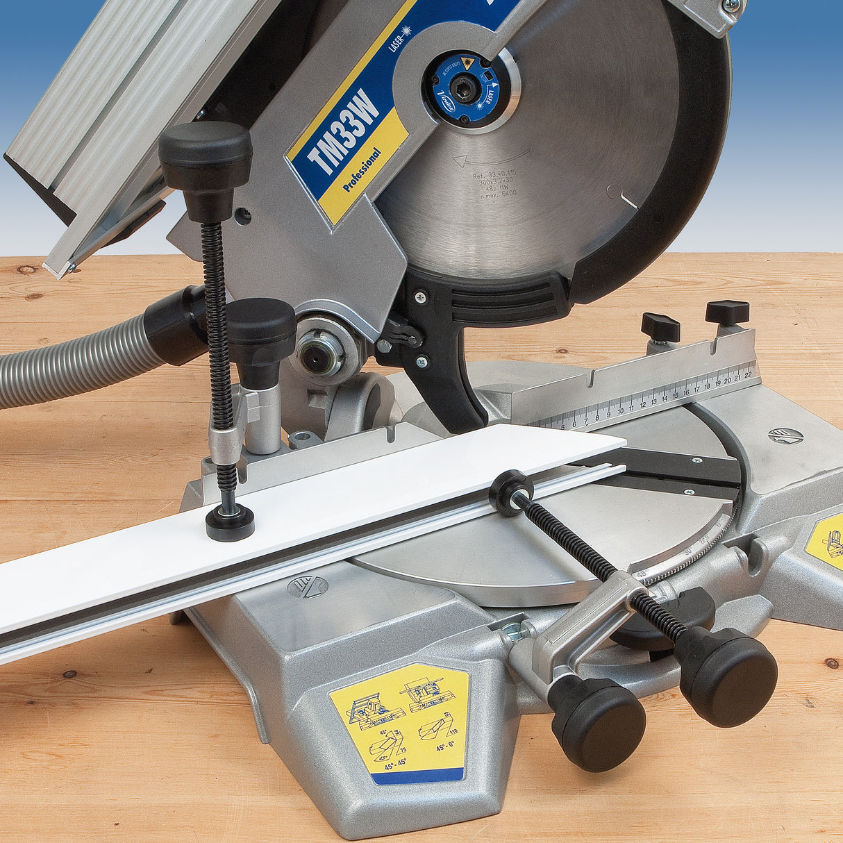 TILTABLE MITRE SAW TM33W 120V