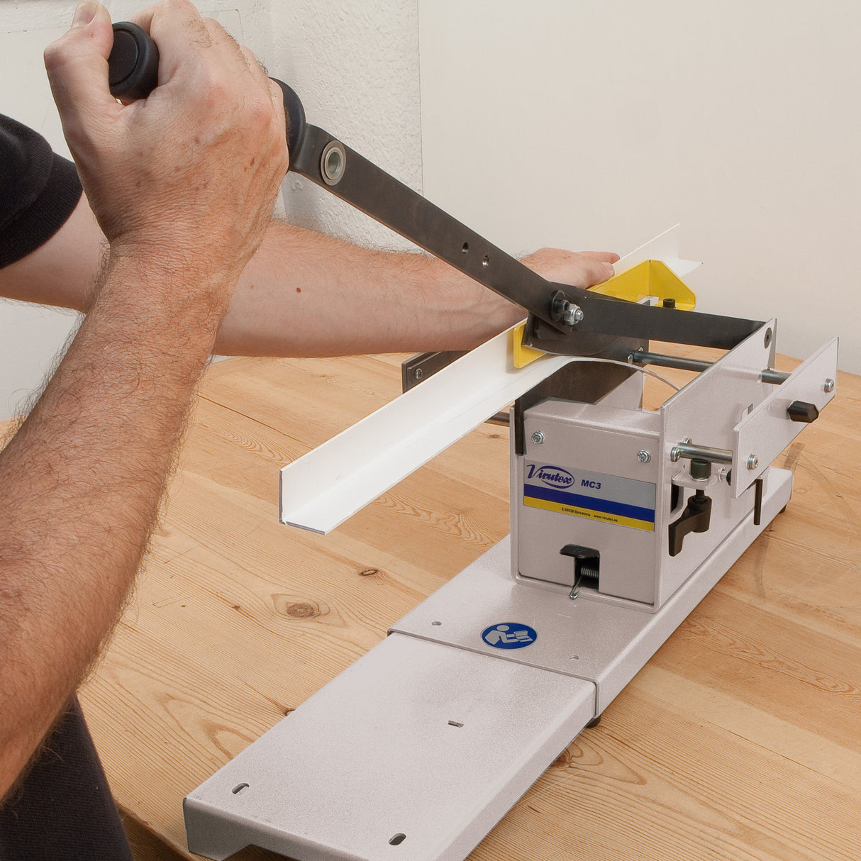 MC3 MITRE CUTTER