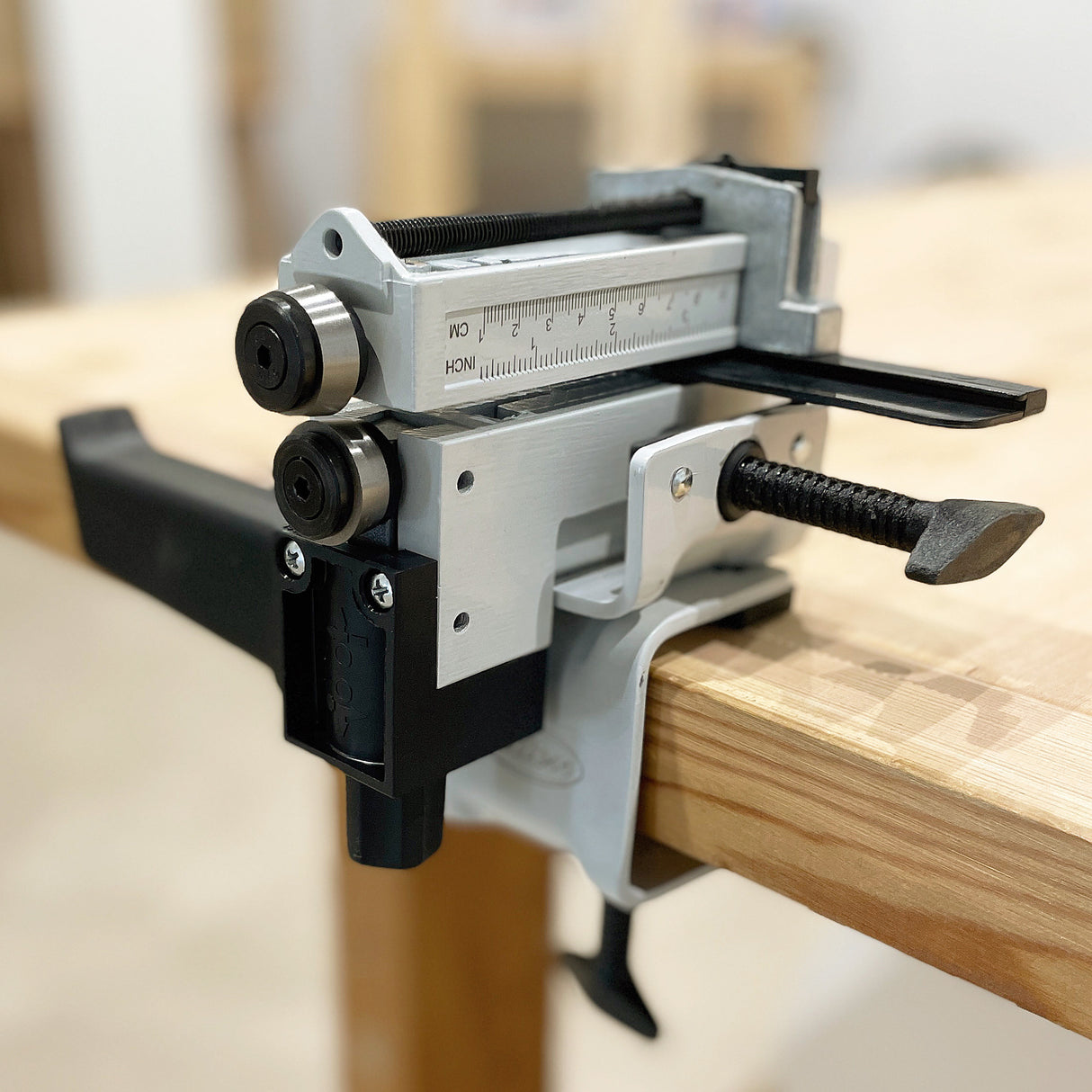 TK78 SLITTER STAND