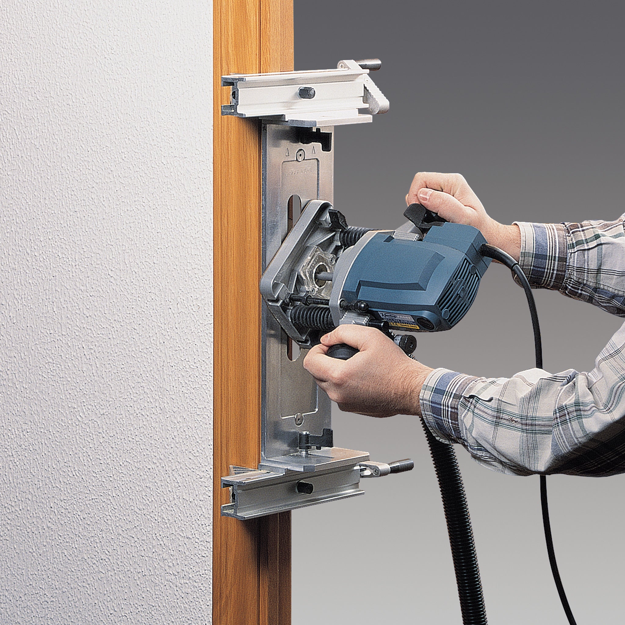 UC16K Lock Mortising Template & Holder – Virutex USA Corp.